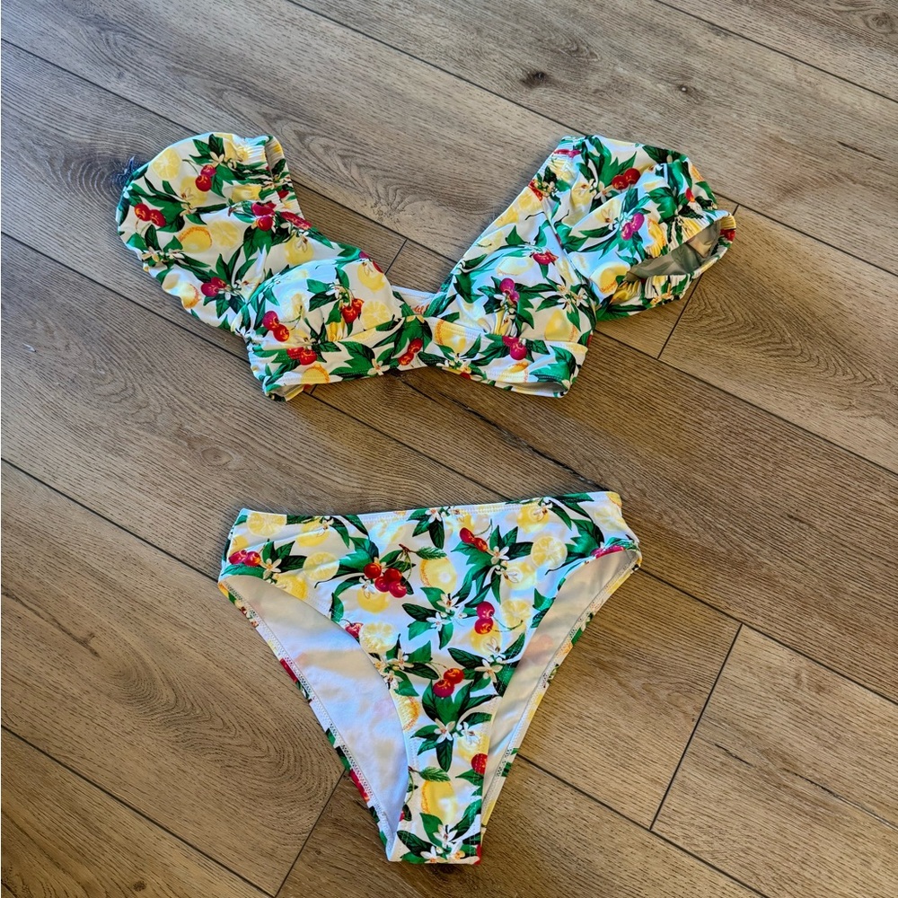 Puff sleeve bikini